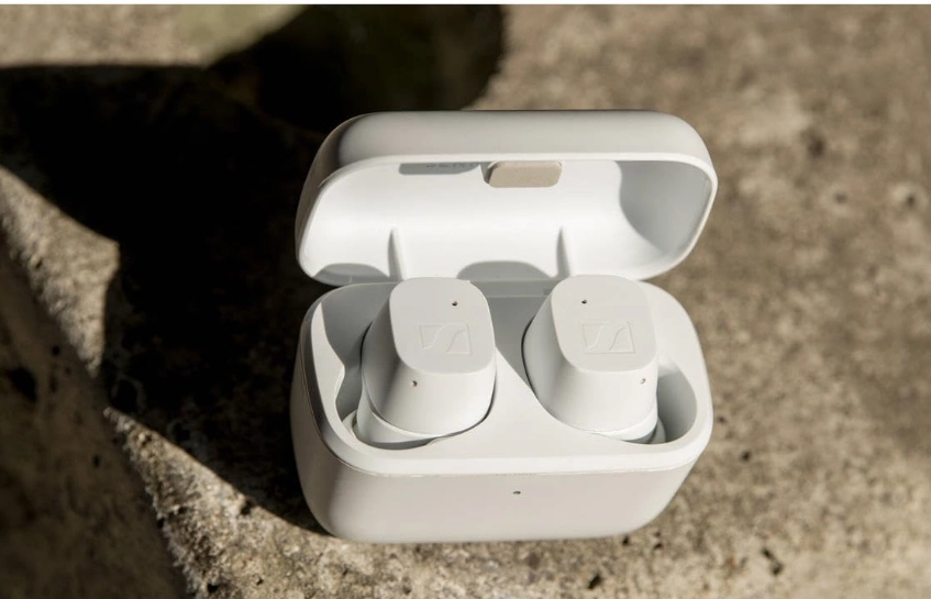 سماعات أذن لاسلكية Sennheiser True Wireless 200 Series باللون الأبيض